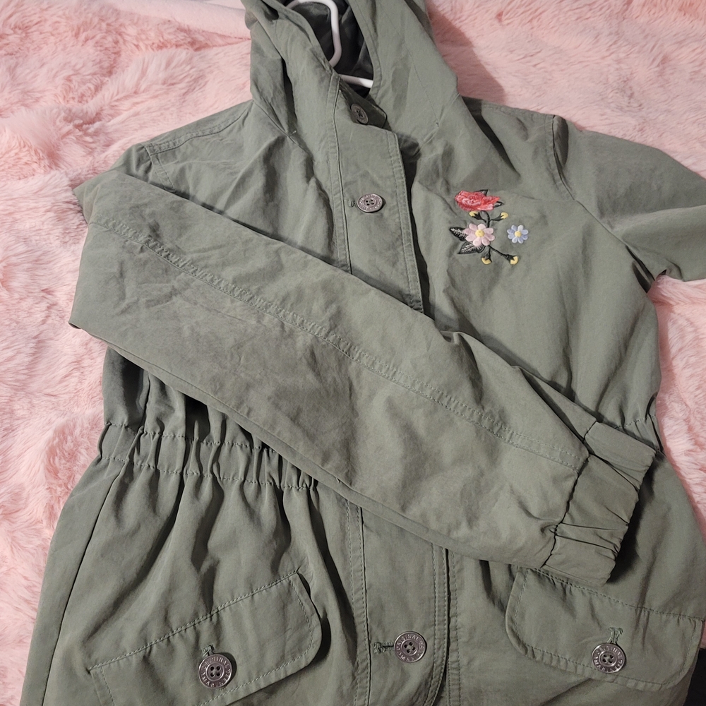 Green Hooded Jacket with Floral Embroidery